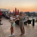 TwoGirlsOneTable