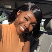 Reina RayAnn